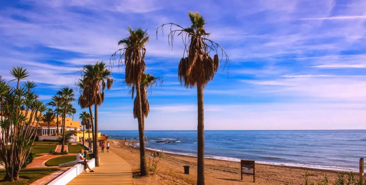 Продажа дома на две семьи в Riviera del Sol 50