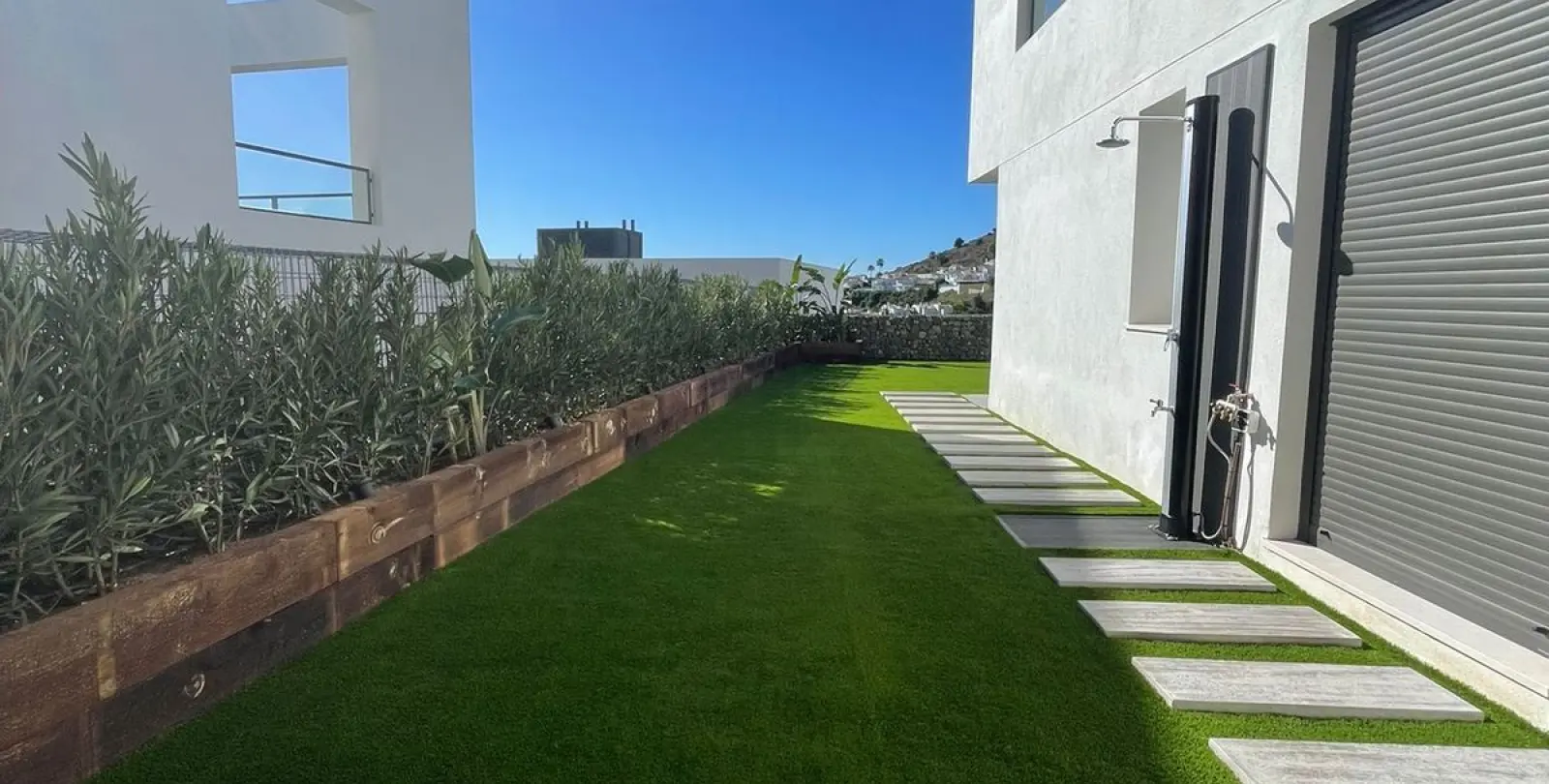 Продажа дома на две семьи в Riviera del Sol 12