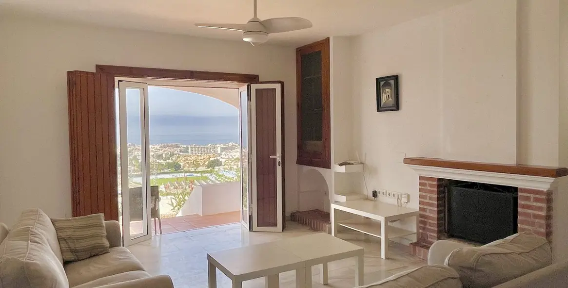 Продажа  отдельно стоящей виллы в Nerja 4