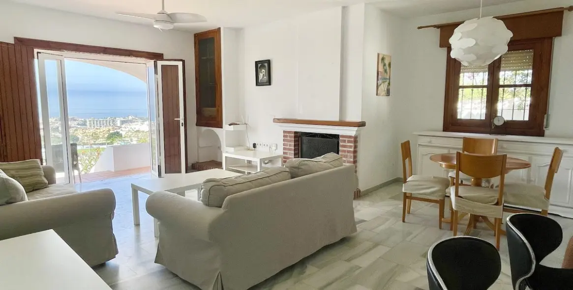 Продажа  отдельно стоящей виллы в Nerja 5