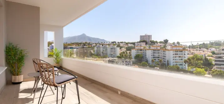 Sale of penthouse in Nueva Andalucía 0