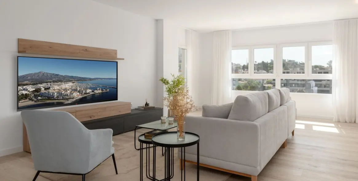 Sale of penthouse in Nueva Andalucía 5