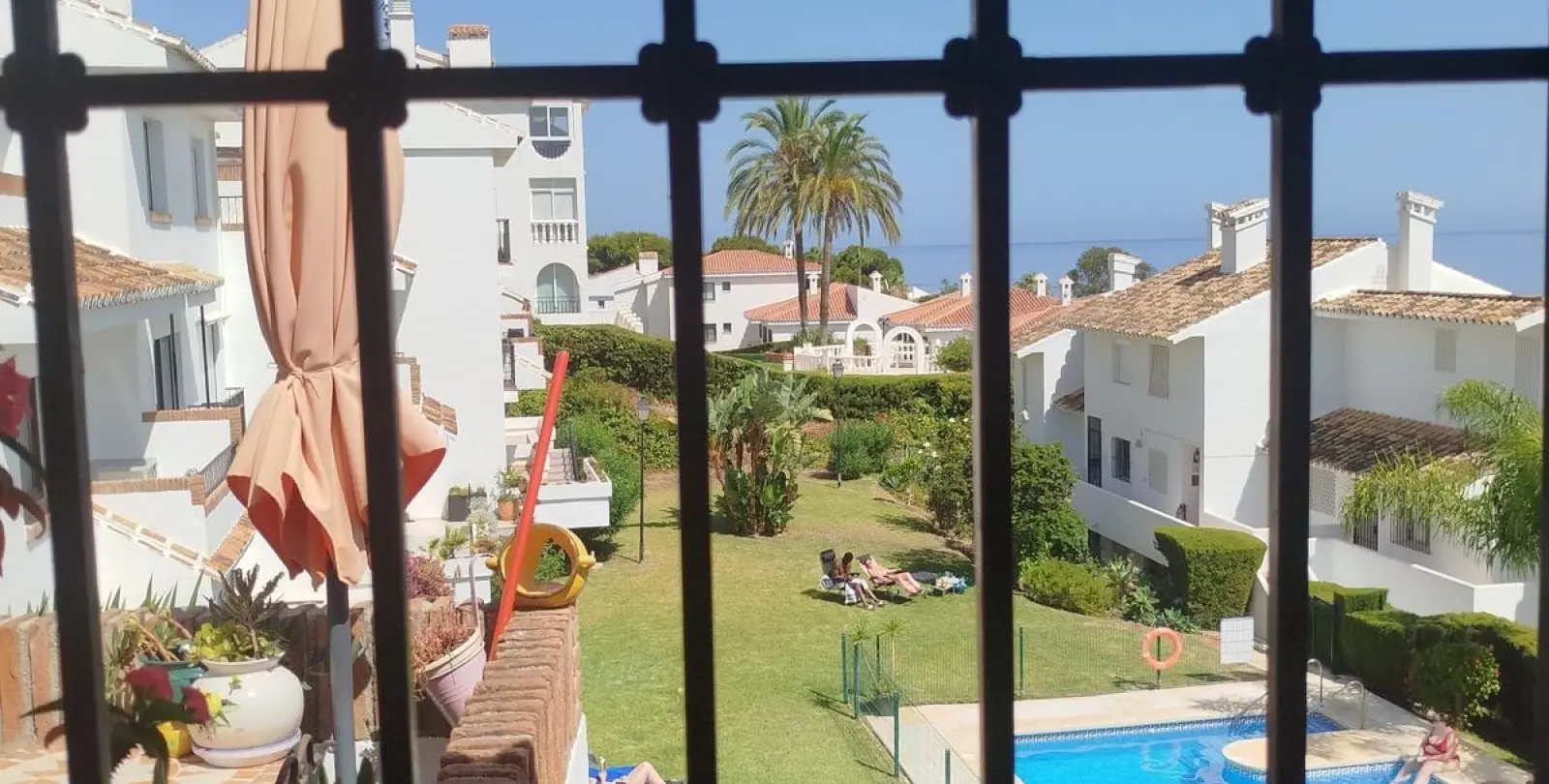 Sale of penthouse in Riviera del Sol 12