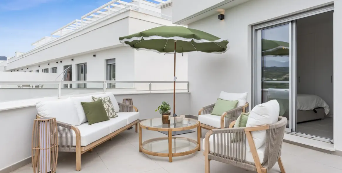 Sale of penthouse in Cancelada 19