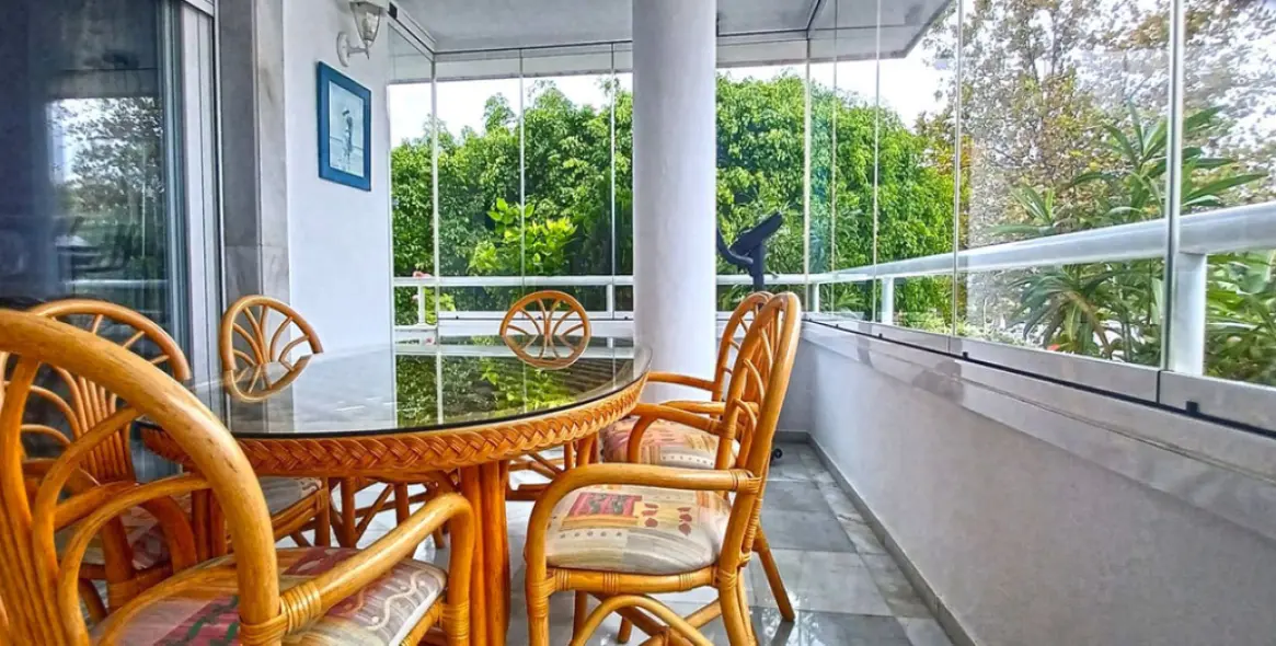 Sale of middle floor apartment in Marbella 5