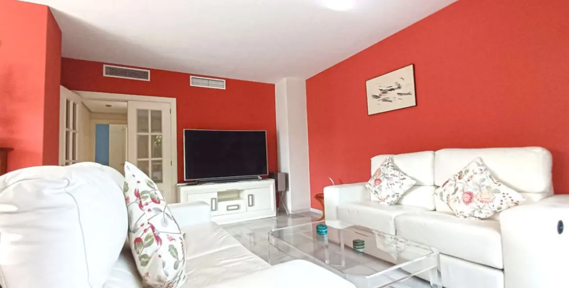 Sale of middle floor apartment in Marbella 15