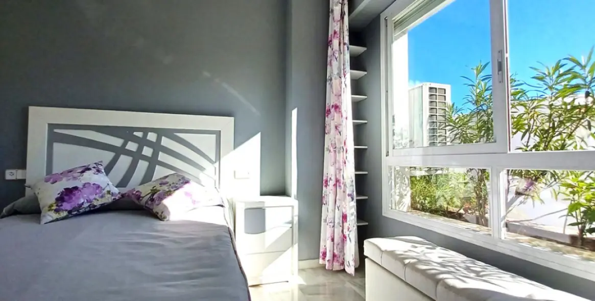 Sale of middle floor apartment in Marbella 18