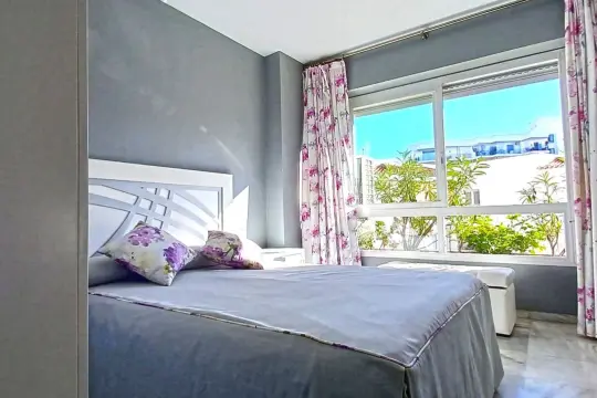 Image 4 thumb