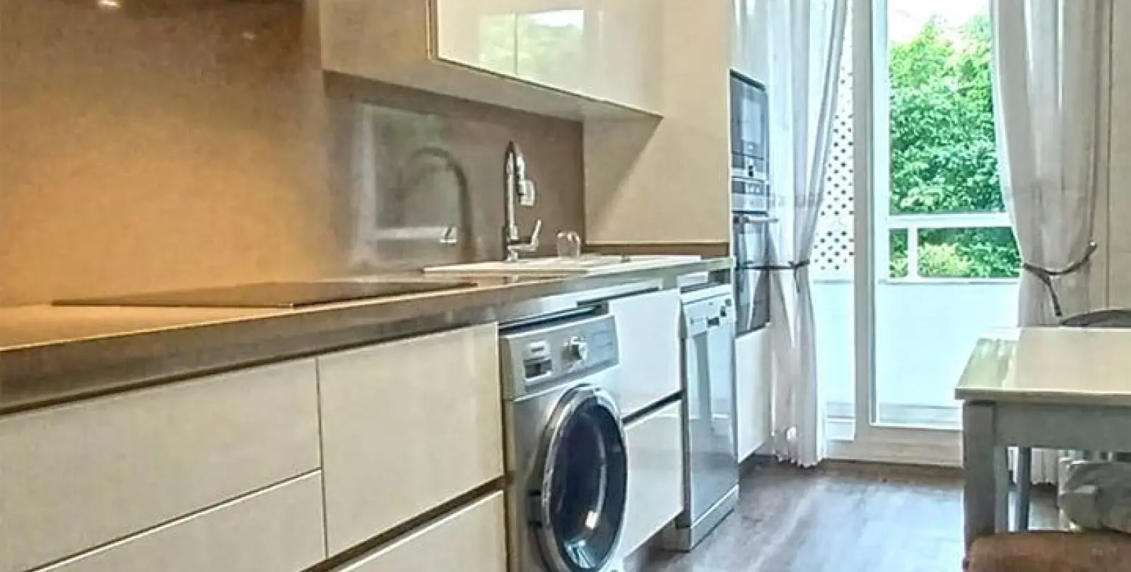 Sale of middle floor apartment in Marbella 22