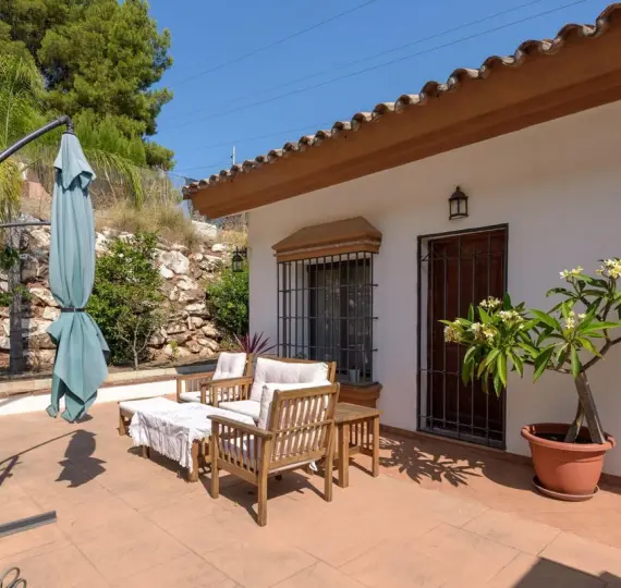 Sale of detached villa in Alhaurín de la Torre