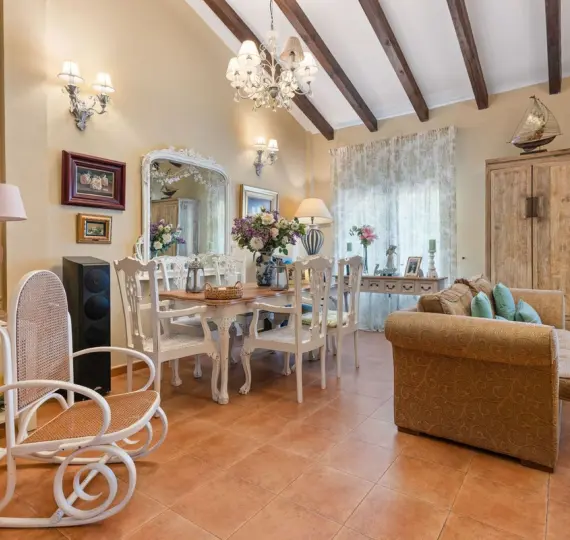 Sale of detached villa in Alhaurín de la Torre