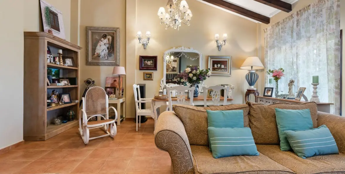 Sale of detached villa in Alhaurín de la Torre 7