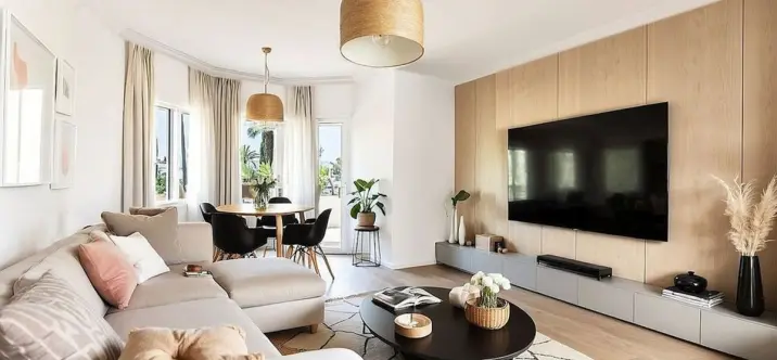 Sale of middle floor apartment in The Golden Mile 3