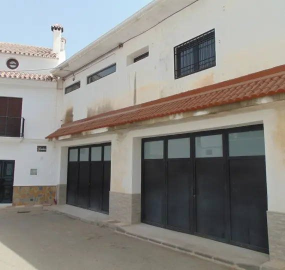 Продажа складского помещения в Alhaurín el Grande