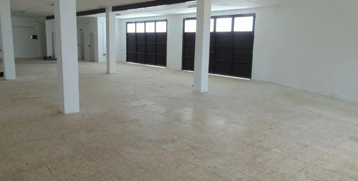 Sale of storage room in Alhaurín el Grande 23