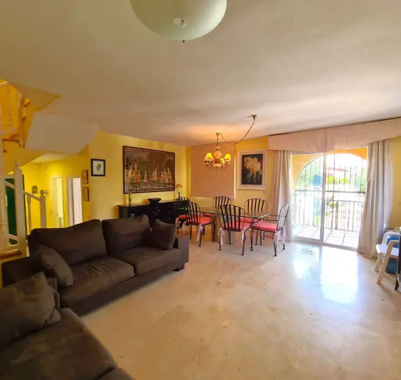 Semi-detached house R5139805