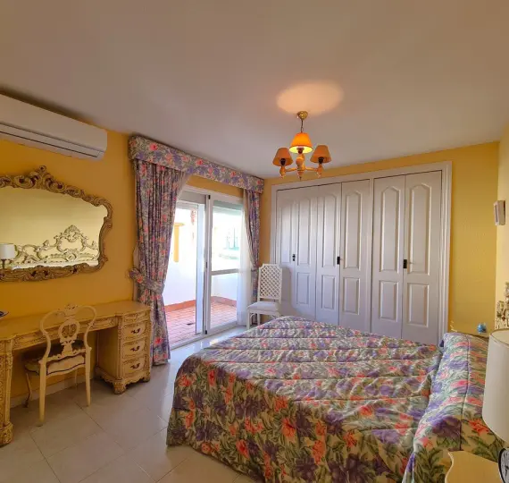 Semi-detached house R5139805