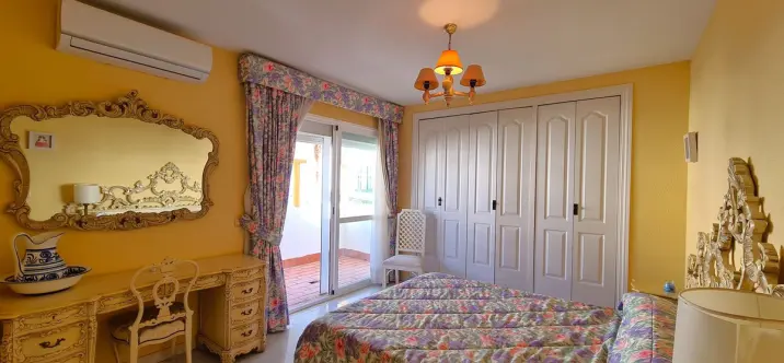 Semi-detached house R5139805 4