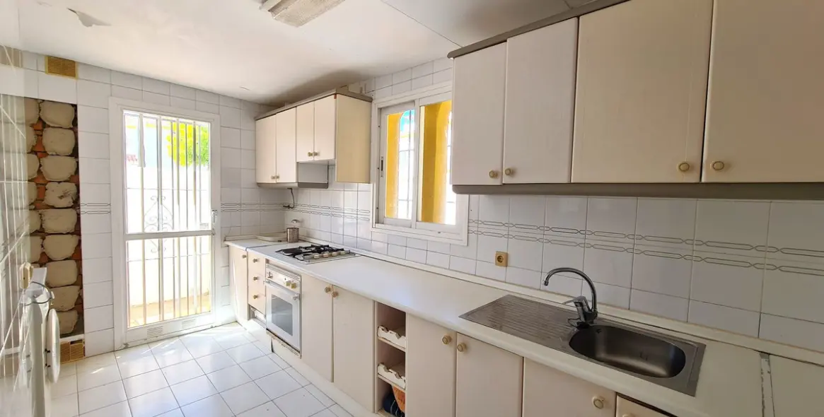 Sale of semi-detached house in Casares Playa 15