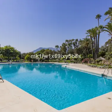 Продажа апартаментов на среднем этаже в Río Real