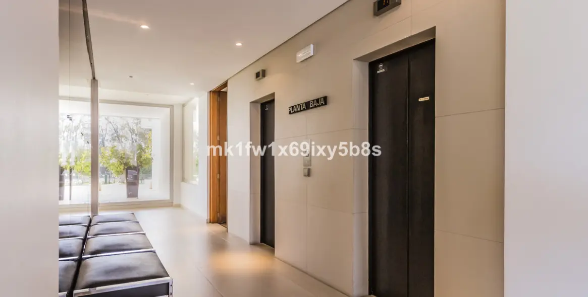 Продажа апартаментов на среднем этаже в Río Real 19