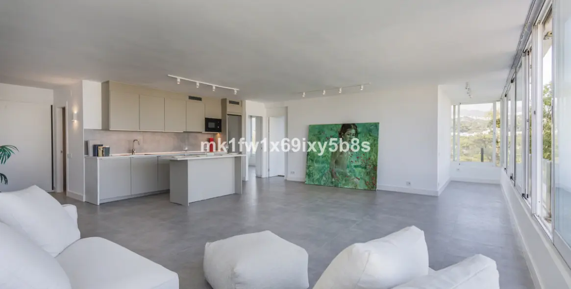 Продажа апартаментов на среднем этаже в Río Real 24