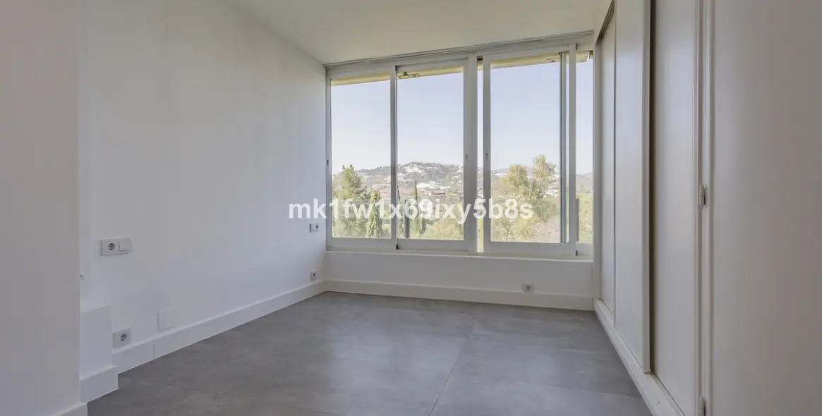 Продажа апартаментов на среднем этаже в Río Real 32