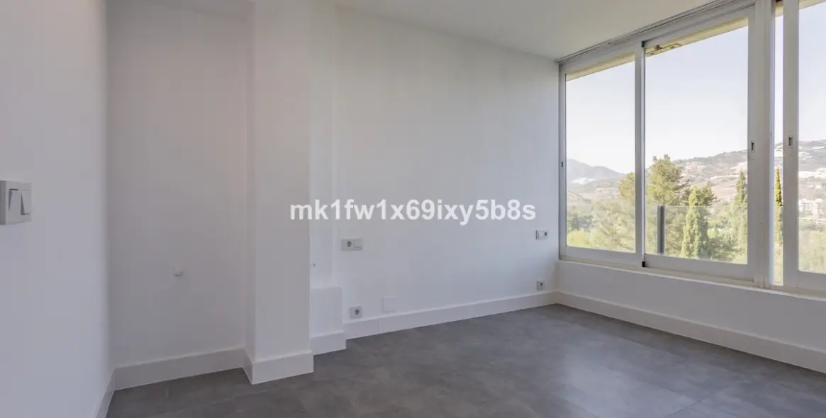 Продажа апартаментов на среднем этаже в Río Real 33