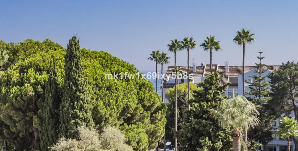 Продажа апартаментов на среднем этаже в Río Real 38