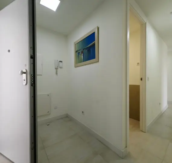 Продажа двухуровневого пентхауса в Estepona