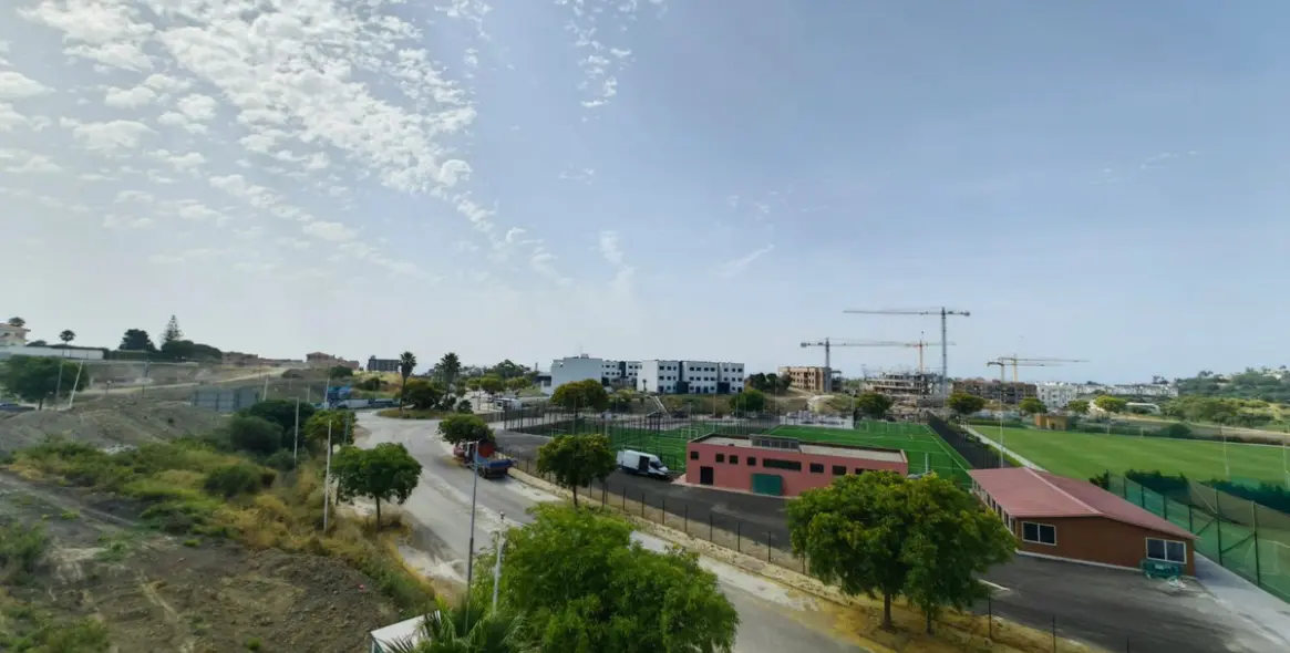 Sale of penthouse duplex in Estepona 48