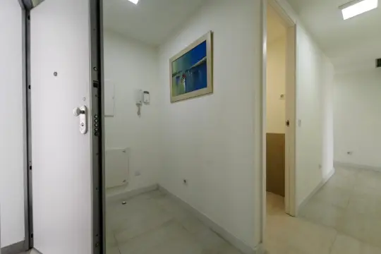 Image 6 thumb