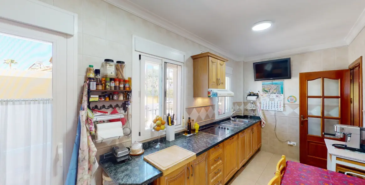 Sale of semi-detached house in Torre del Mar 8