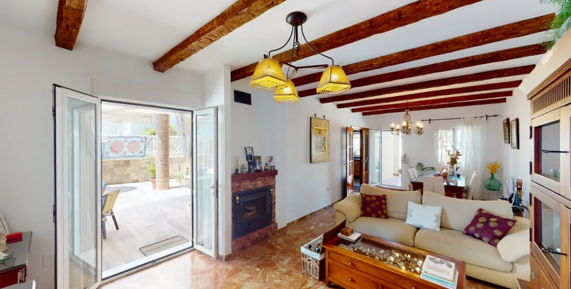 Sale of semi-detached house in Torre del Mar 13