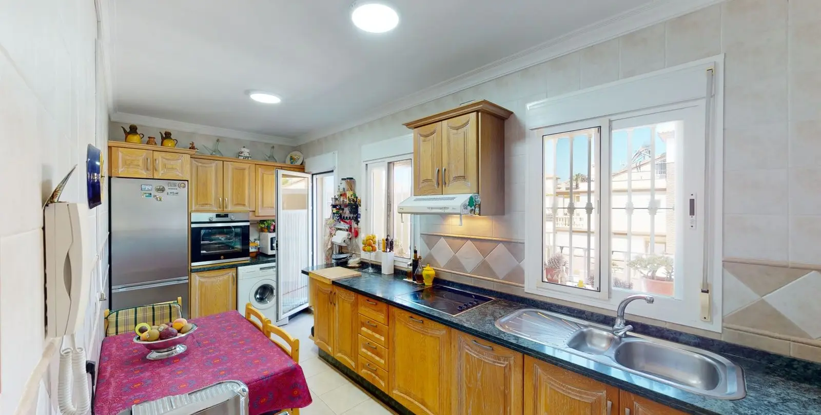 Продажа дома на две семьи в Torre del Mar 6