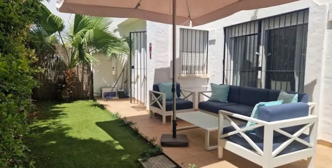 Продажа таунхауса в Nueva Andalucía 1