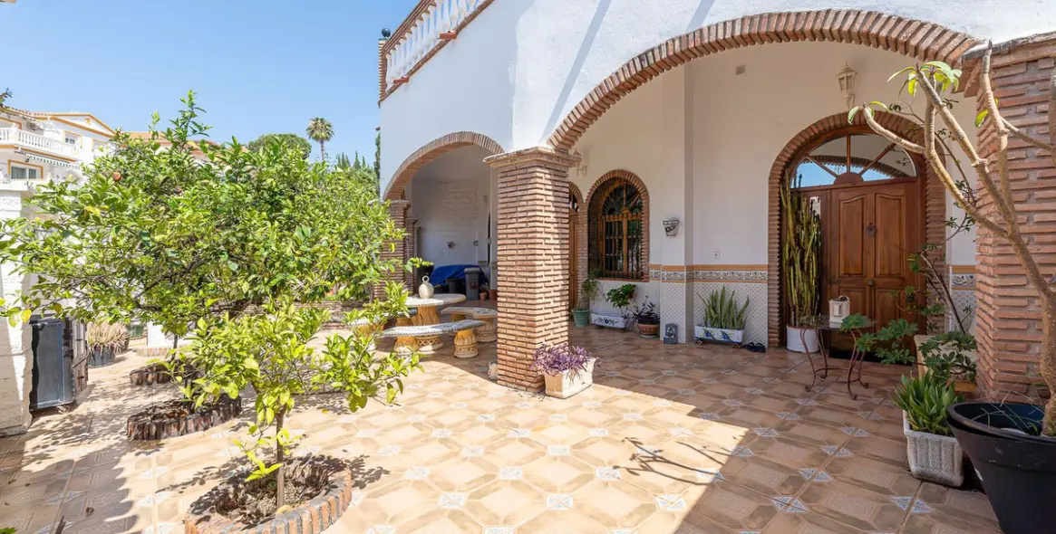 Продажа таунхауса в Benalmadena 1