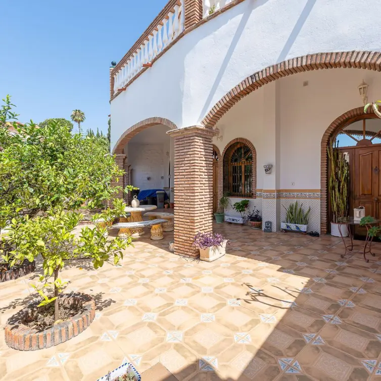 Sale of townhouse in Benalmadena
