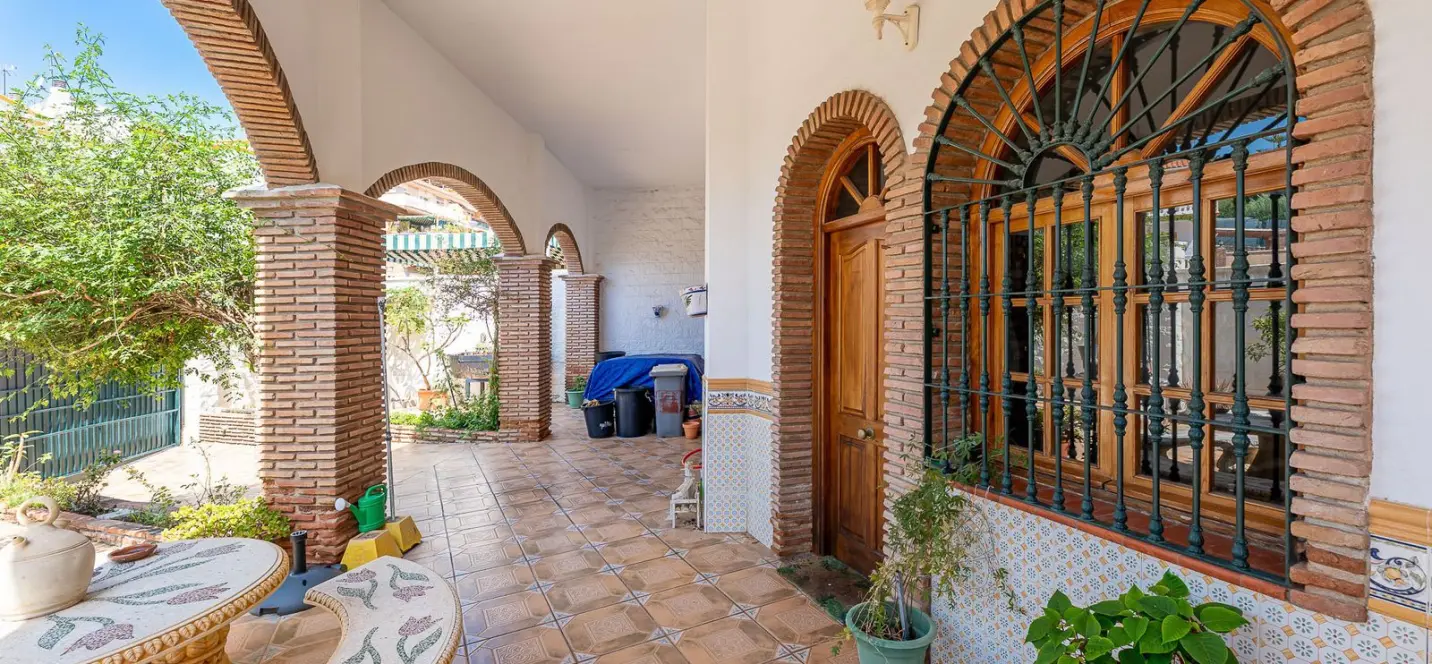 Sale of townhouse in Benalmadena 2
