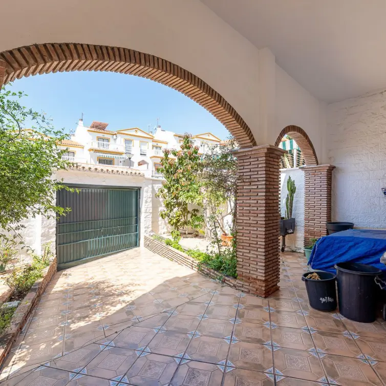 Sale of townhouse in Benalmadena