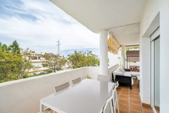 Image 7 thumb
