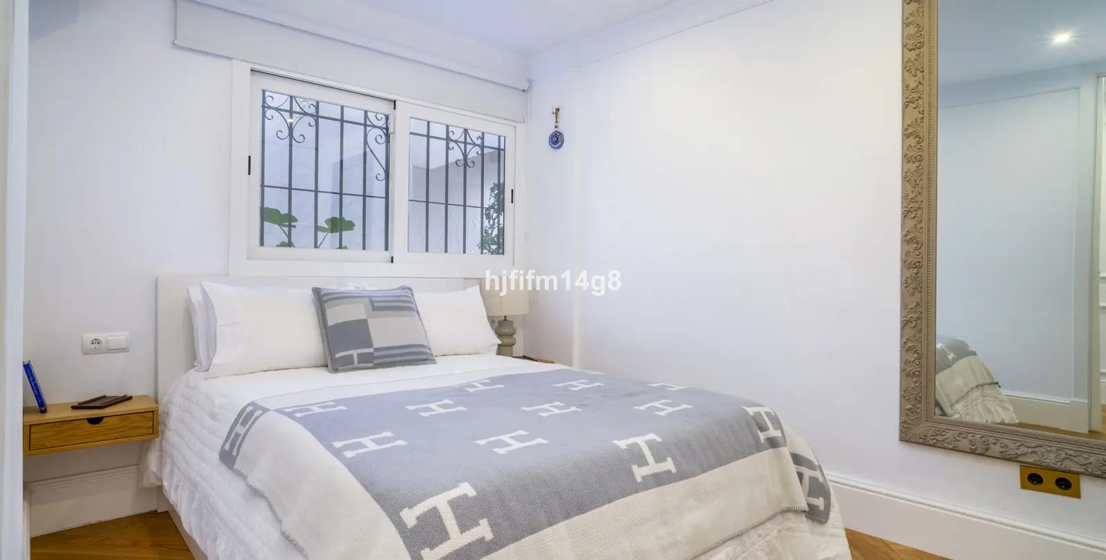 Sale of ground floor apartment in Nueva Andalucía 13