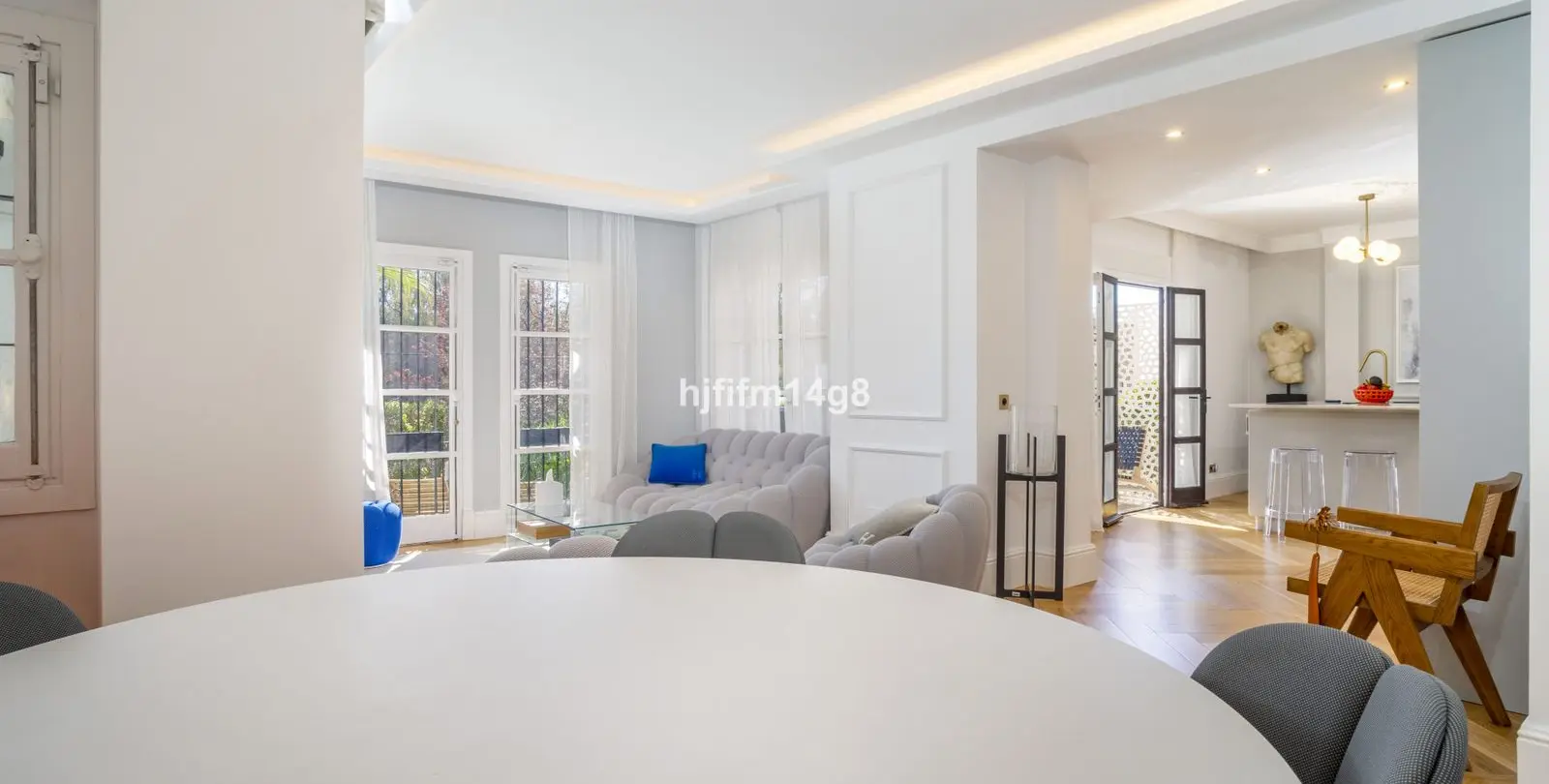 Sale of ground floor apartment in Nueva Andalucía 20