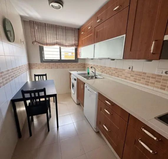 Venta de ático dúplex en Teatinos