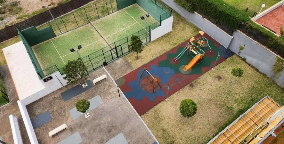 Venta de ático dúplex en Teatinos 13