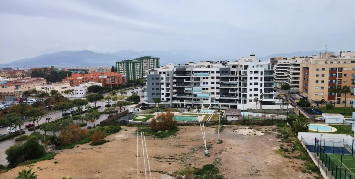 Venta de ático dúplex en Teatinos 15