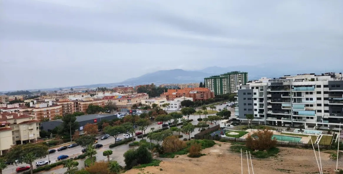 Venta de ático dúplex en Teatinos 16