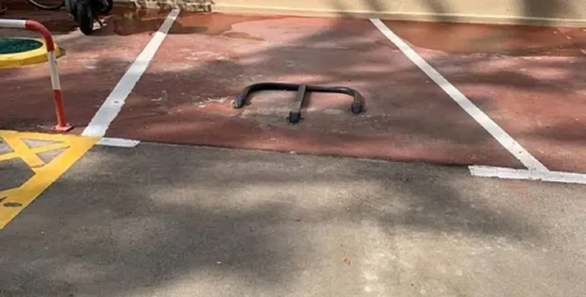 Sale of middle floor apartment in Fuengirola 11