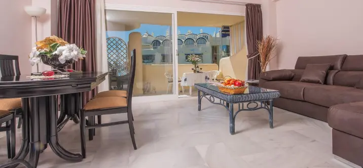 Sale of penthouse in Benalmadena 2