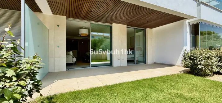 Продажа апартаментов на первом этаже в Elviria 0